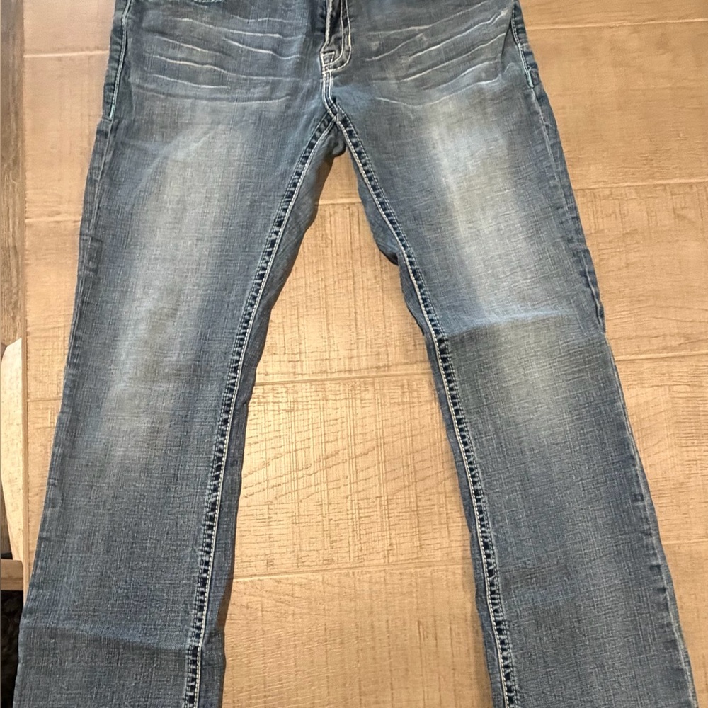Rock & Roll Cowgirl Women’s Faded Blue Straight Jeans 30x34